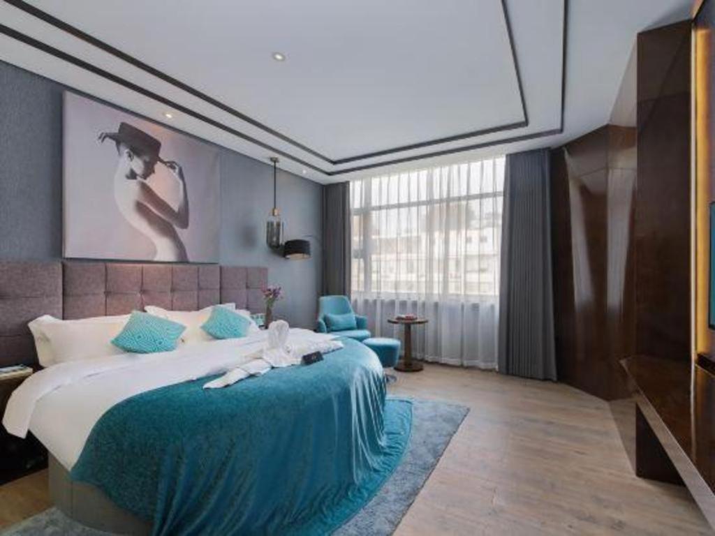 Xana Hotelle-Hotel Luzhou Baizitu Square Exteriör bild