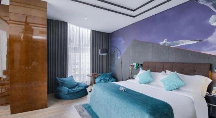Xana Hotelle-Hotel Luzhou Baizitu Square Exteriör bild