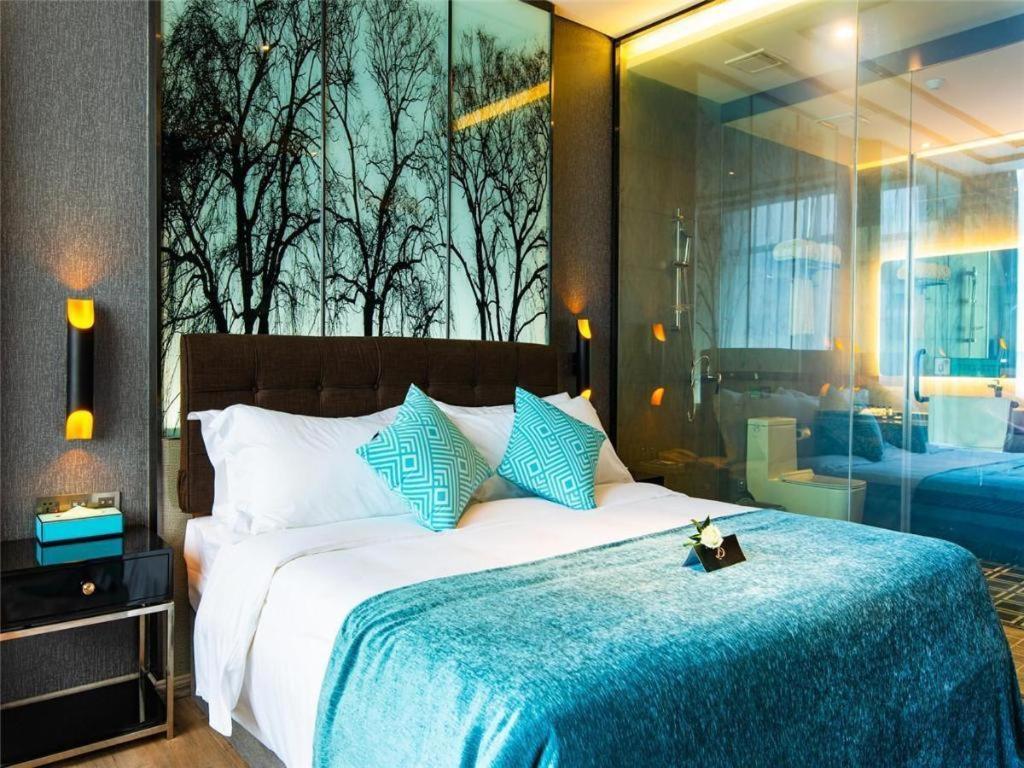 Xana Hotelle-Hotel Luzhou Baizitu Square Exteriör bild